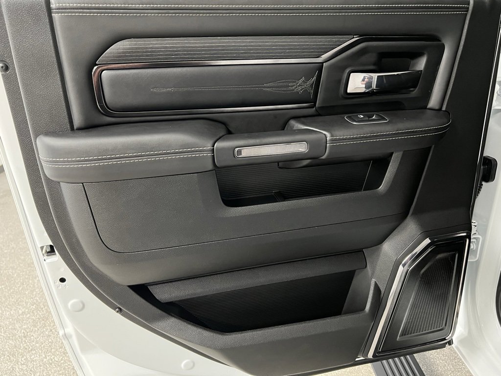 Used 2024 RAM 2500 Limited image 52