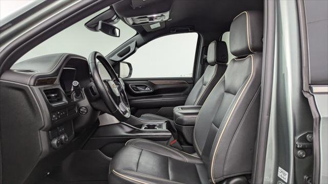 Used 2023 Chevrolet Suburban Premier image 14