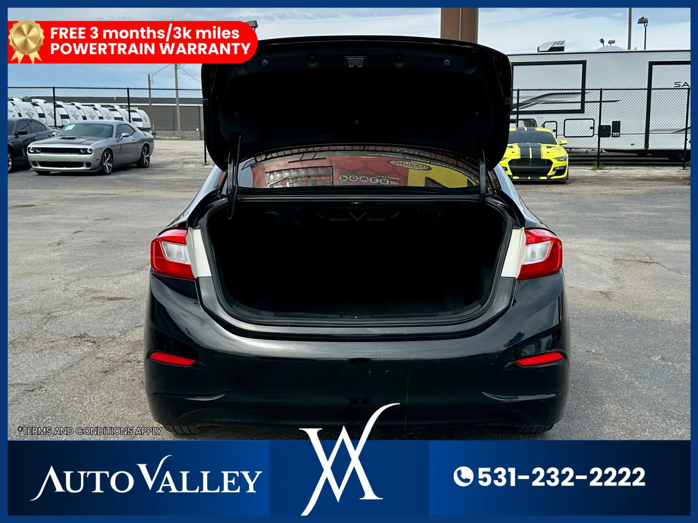 Used 2019 Chevrolet Cruze LS FWD image 36