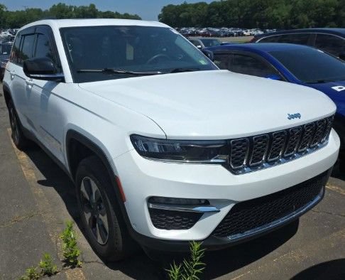 Used 2022 Jeep Grand Cherokee Limited 4xe w/ Luxury Tech Group II AWD/4WD image 5