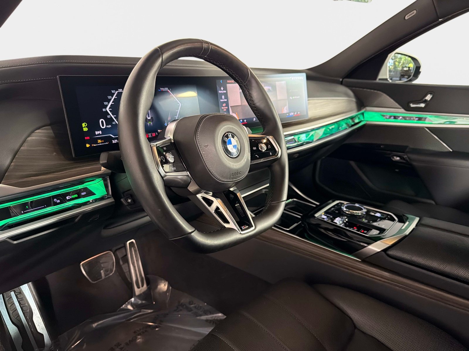 Used 2023 BMW 760i xDrive AWD/4WD image 42