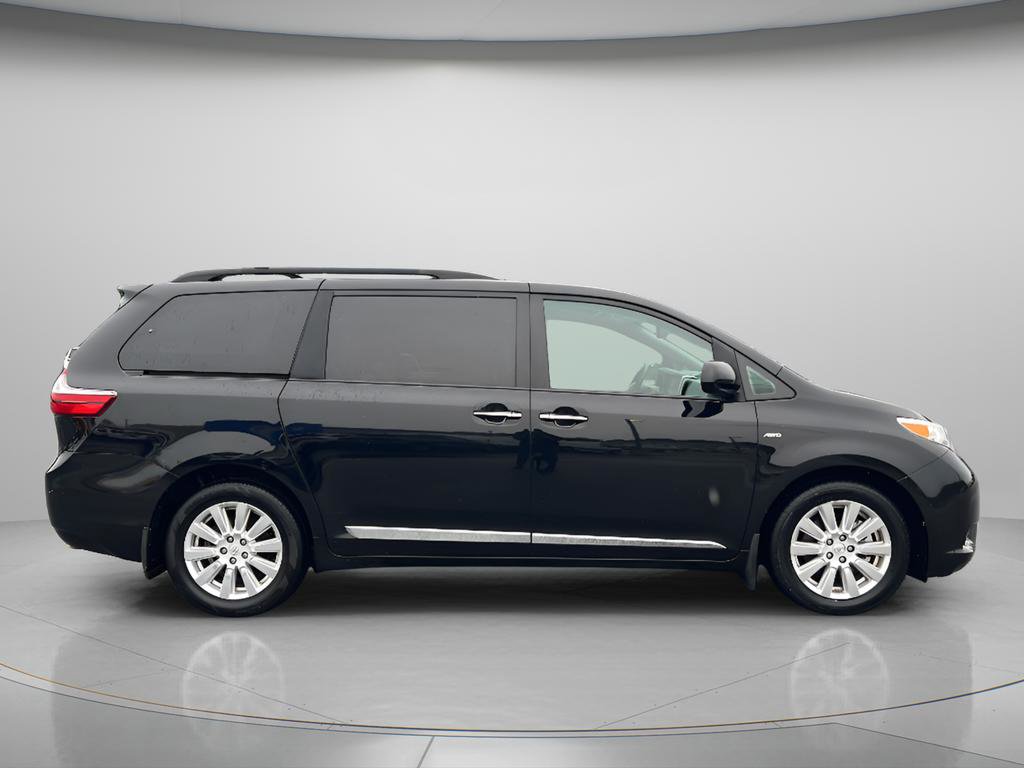 Used 2017 Toyota Sienna XLE Premium w/ Protection Package AWD/4WD image 8