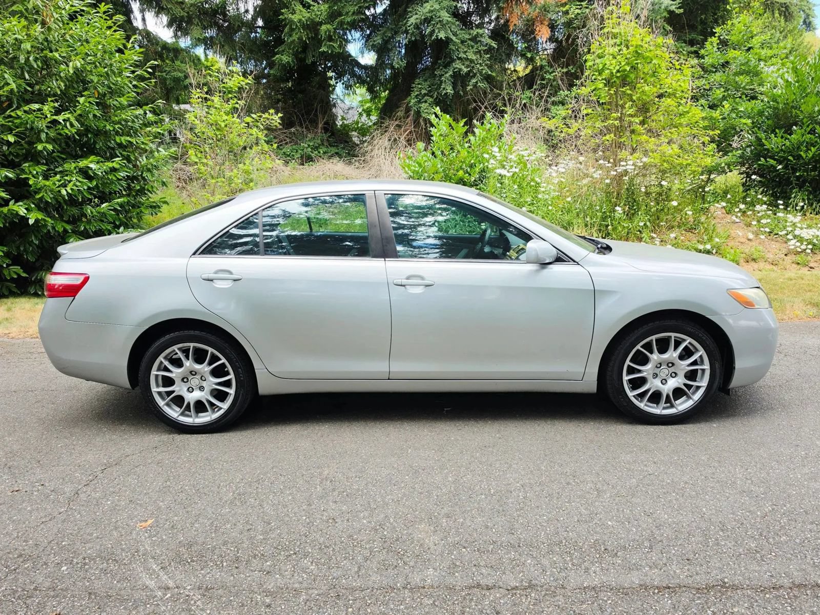 Used 2007 Toyota Camry LE FWD image 6