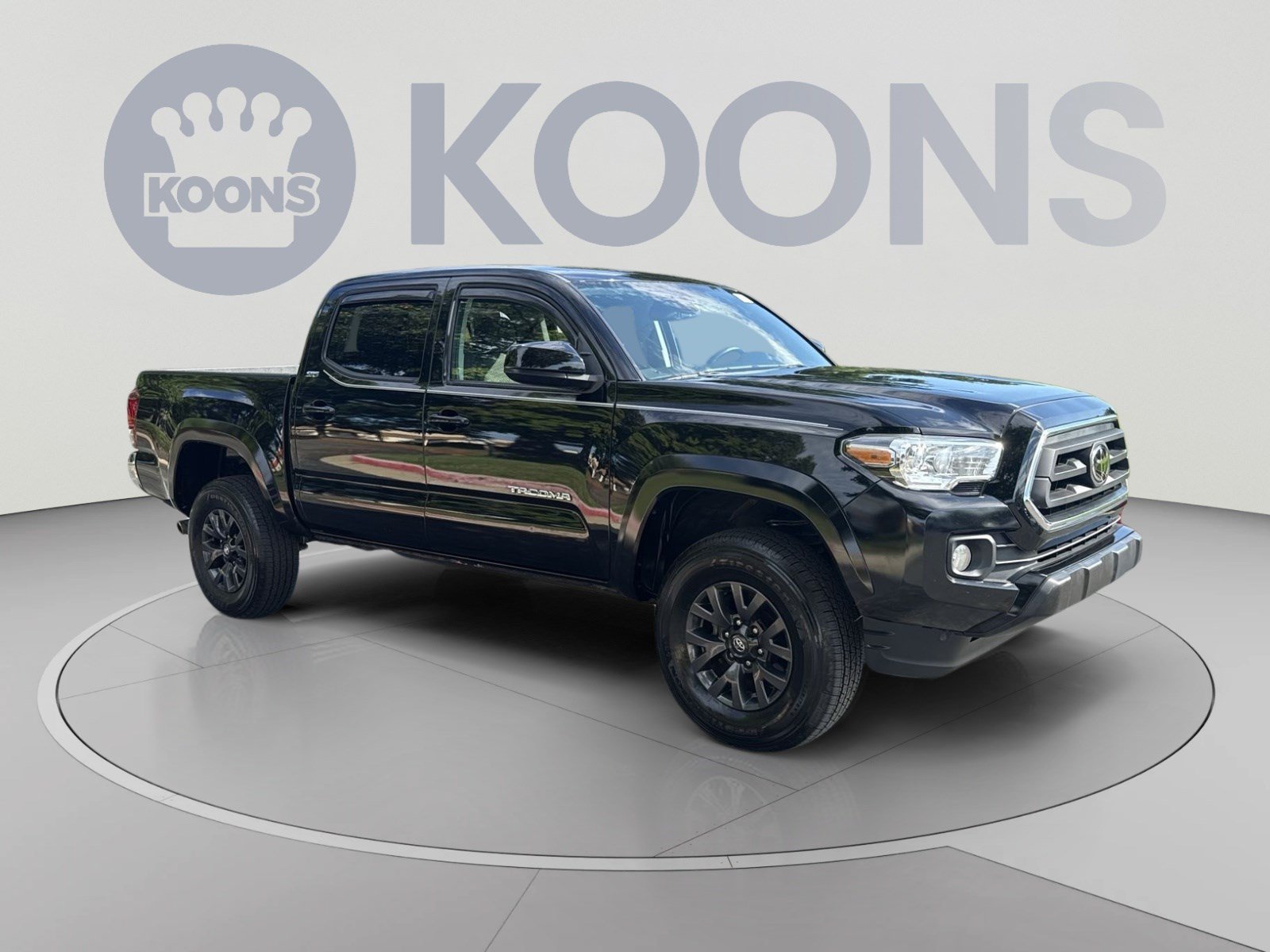 Used 2023 Toyota Tacoma SR5 RWD image 8