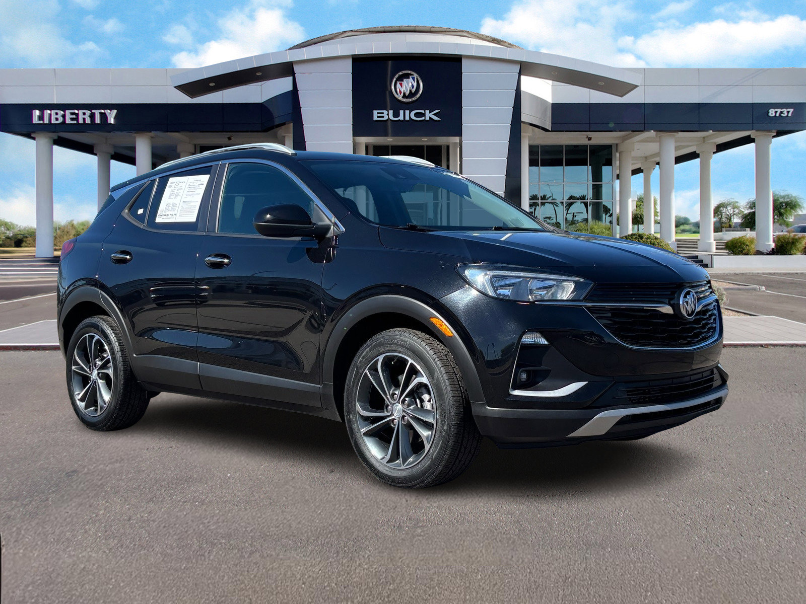 Used 2022 Buick Encore GX Select FWD image 2