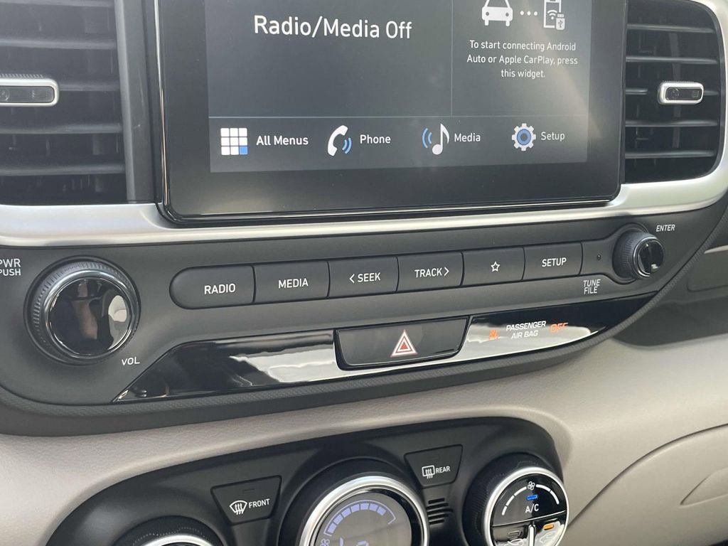 New 2025 Hyundai Venue SEL image 25