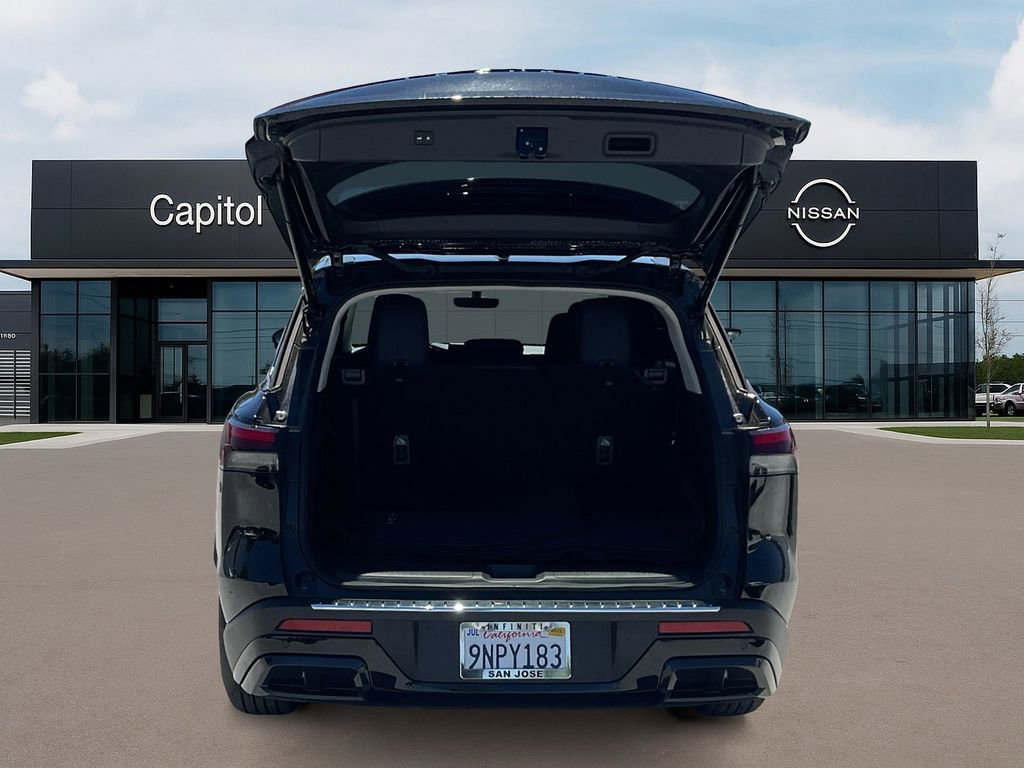 Used 2024 INFINITI QX60 Pure w/ Cargo Package image 9