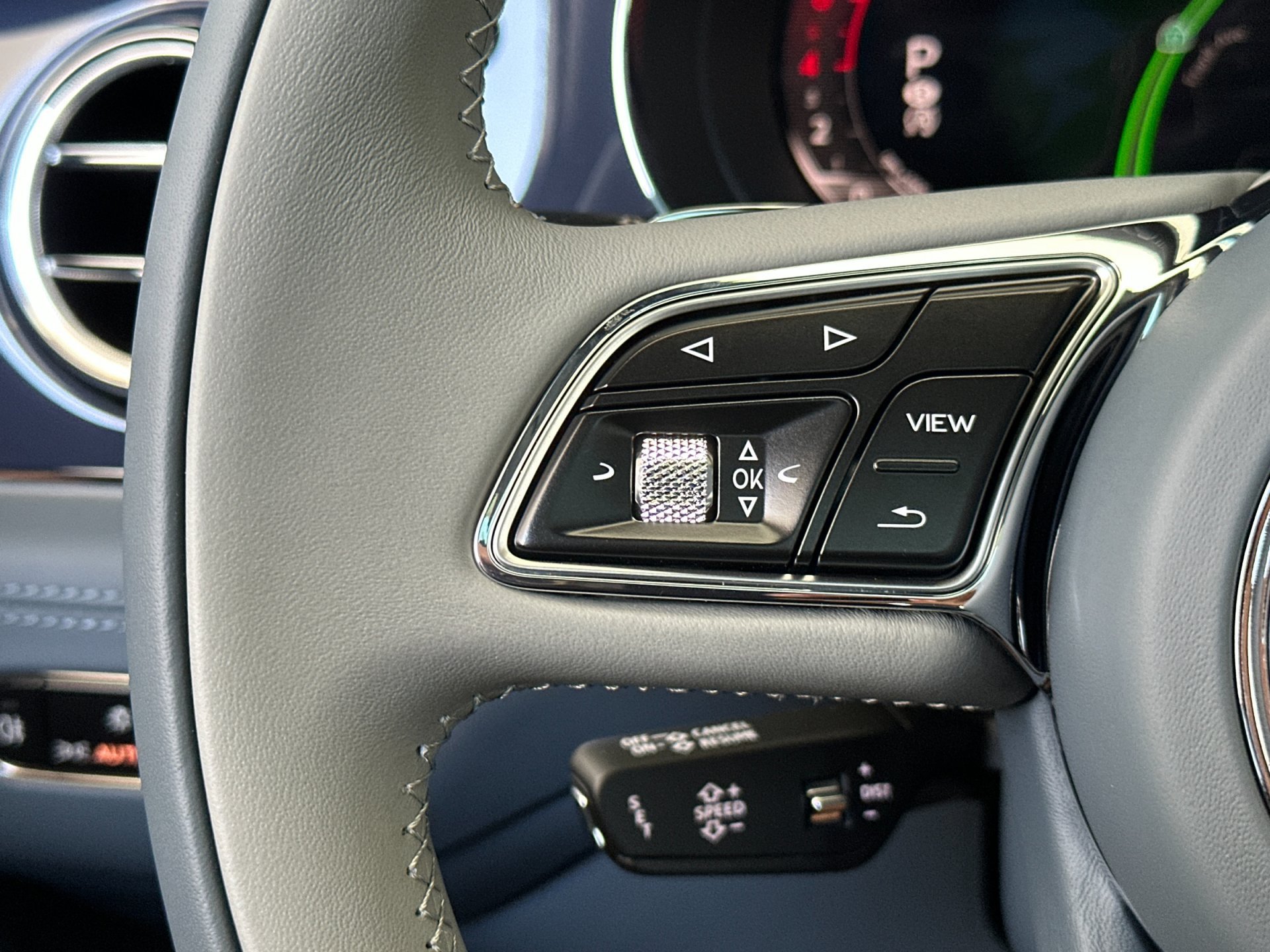 New 2026 Bentley Bentayga Extended Wheelbase AWD/4WD image 28