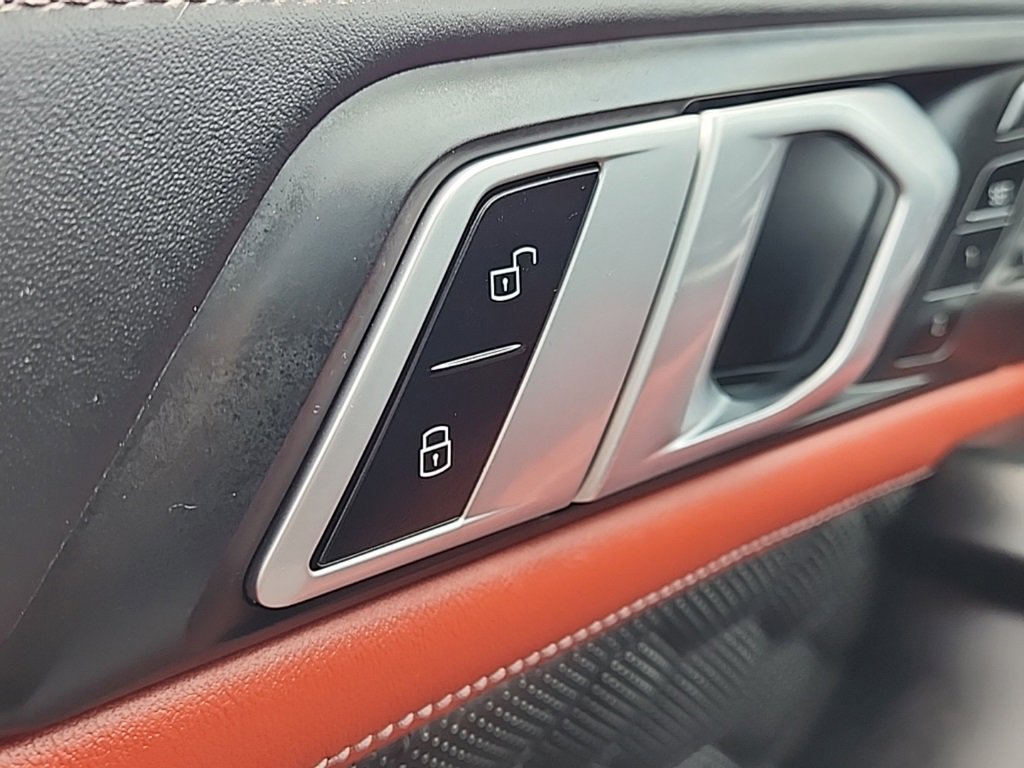 Used 2020 BMW X6 M Competition w/ Executive Package image 43