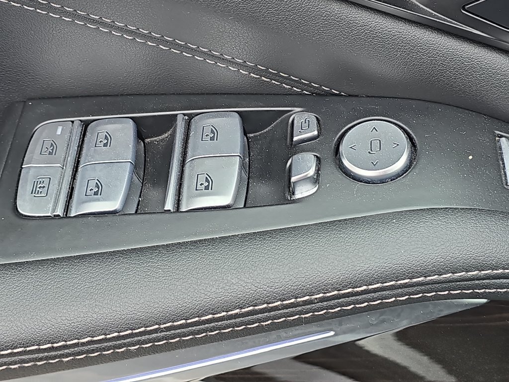 Used 2024 BMW X7 xDrive40i AWD/4WD image 32