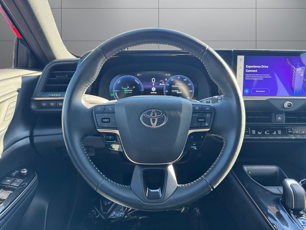 Certified 2025 Toyota Crown Signia AWD/4WD image 13