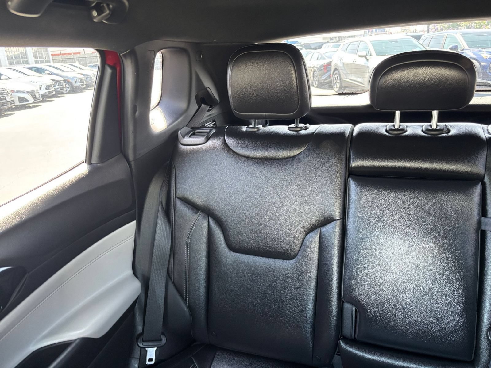 Used 2025 Jeep Compass Limited AWD/4WD image 35