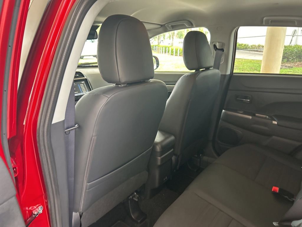 New 2025 Mitsubishi Outlander Sport SE image 30