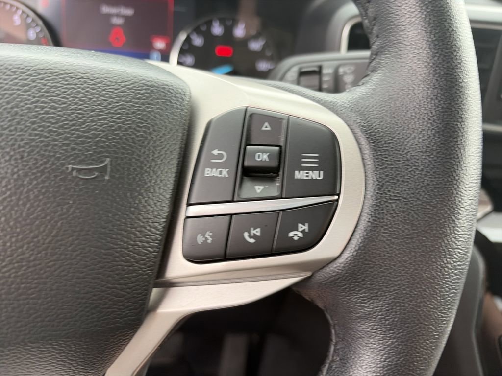 Used 2023 Ford Explorer Limited AWD/4WD image 22