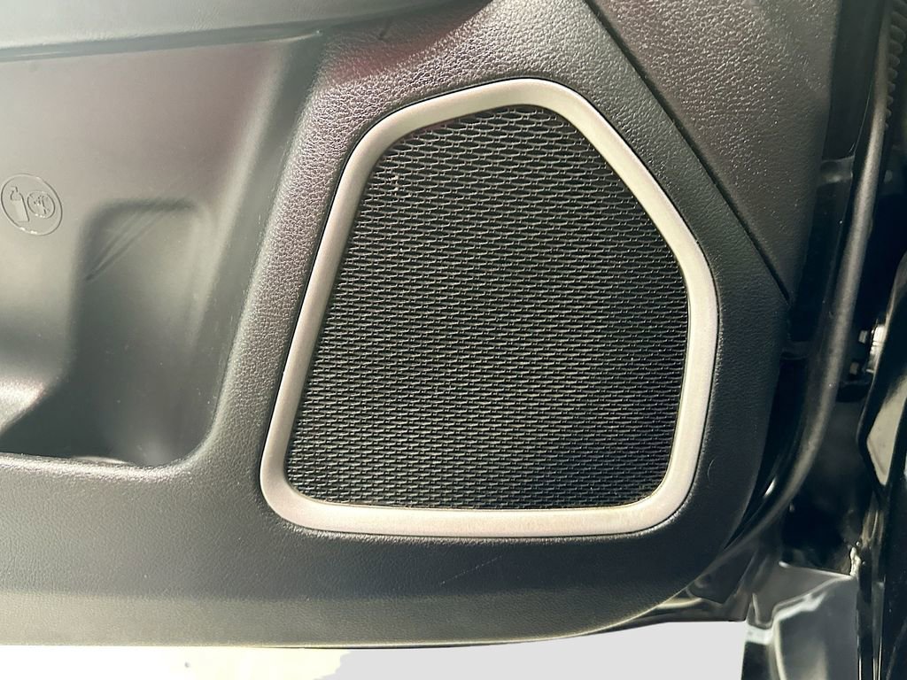 Used 2018 Jeep Compass Limited image 19