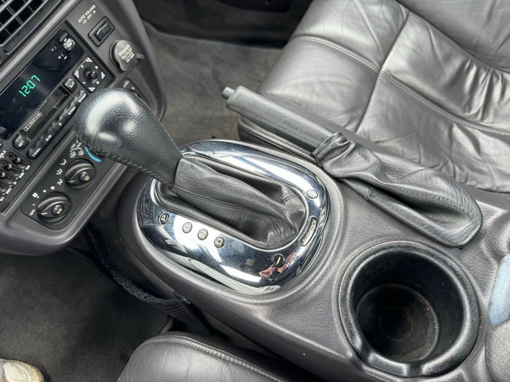 Used 2001 Chrysler Prowler RWD image 12