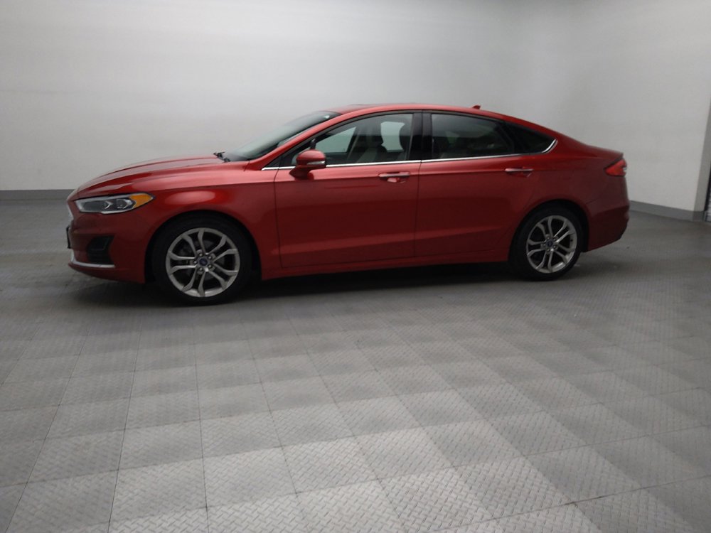 Used 2020 Ford Fusion SEL FWD image 2