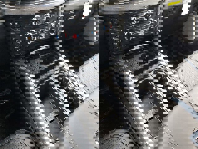 New 2026 Ford F350 Platinum w/ FX4 Off-Road Package image 32