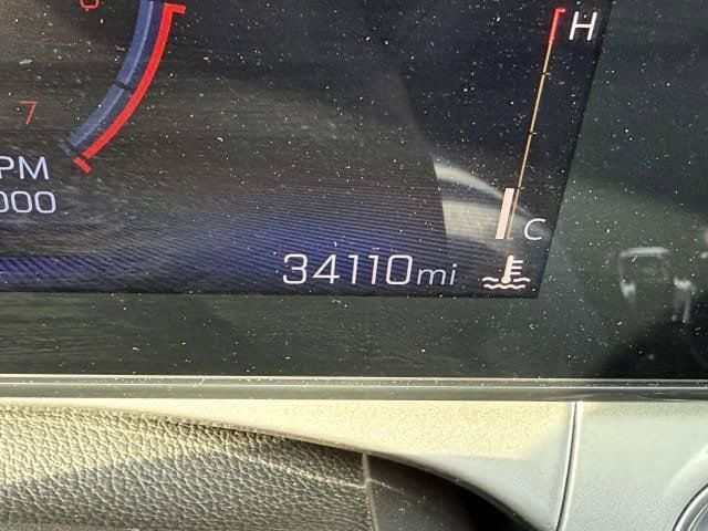 Used 2025 Chevrolet Trax LT FWD image 16