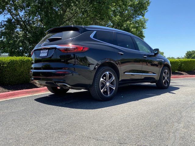Used 2020 Buick Enclave Essence w/ Sport Touring Edition FWD image 3