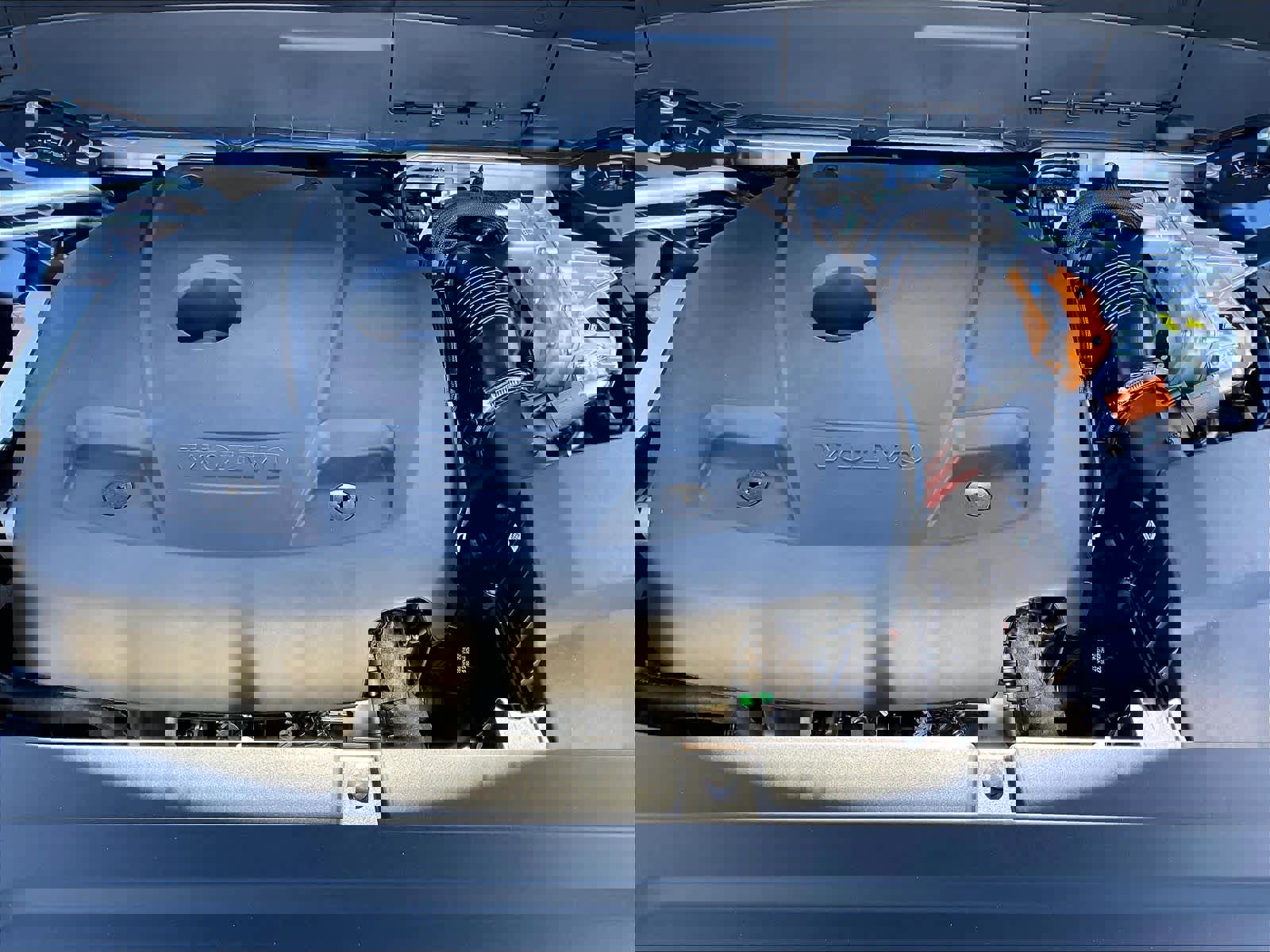 New 2026 Volvo XC90 T8 Plus w/ Protection Package Premier image 13