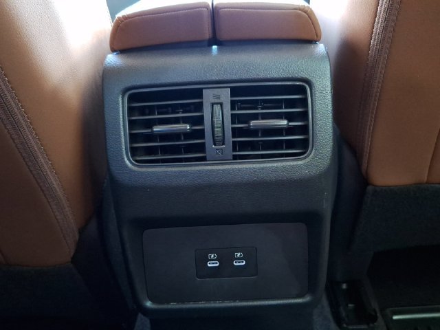 Certified 2024 Nissan Rogue Platinum AWD/4WD image 32