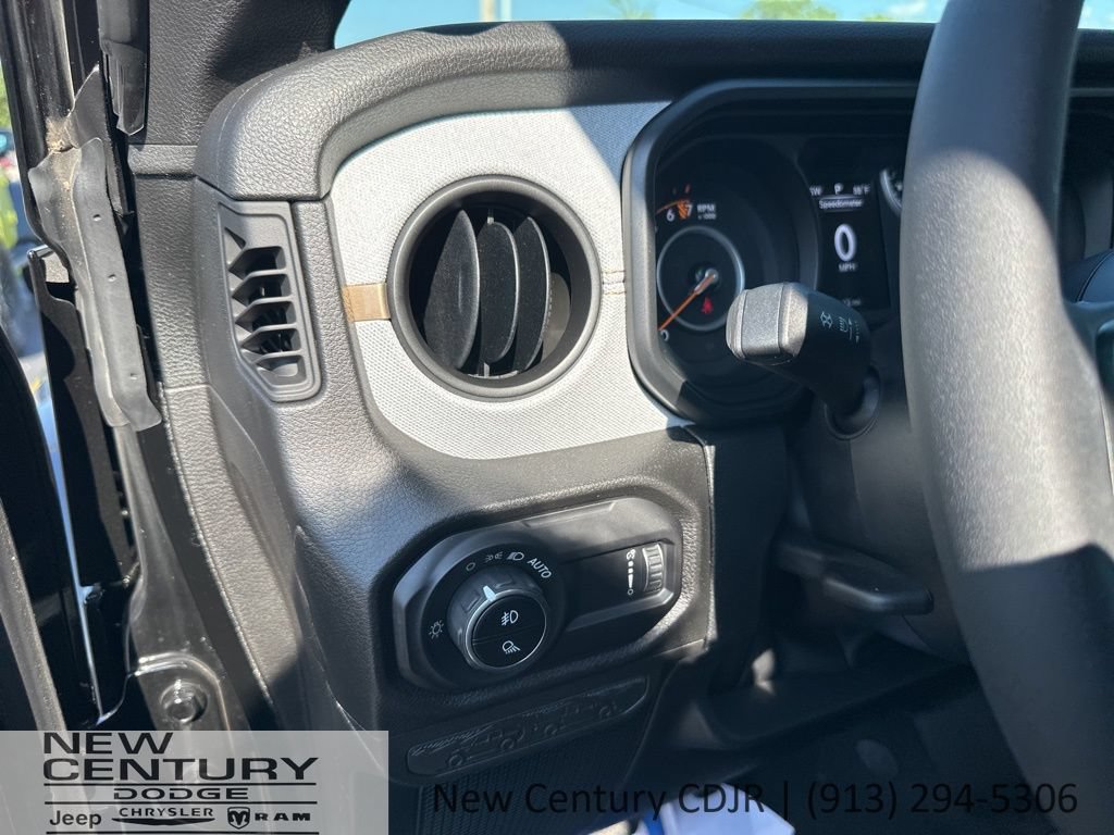 New 2025 Jeep Gladiator Sport AWD/4WD image 20