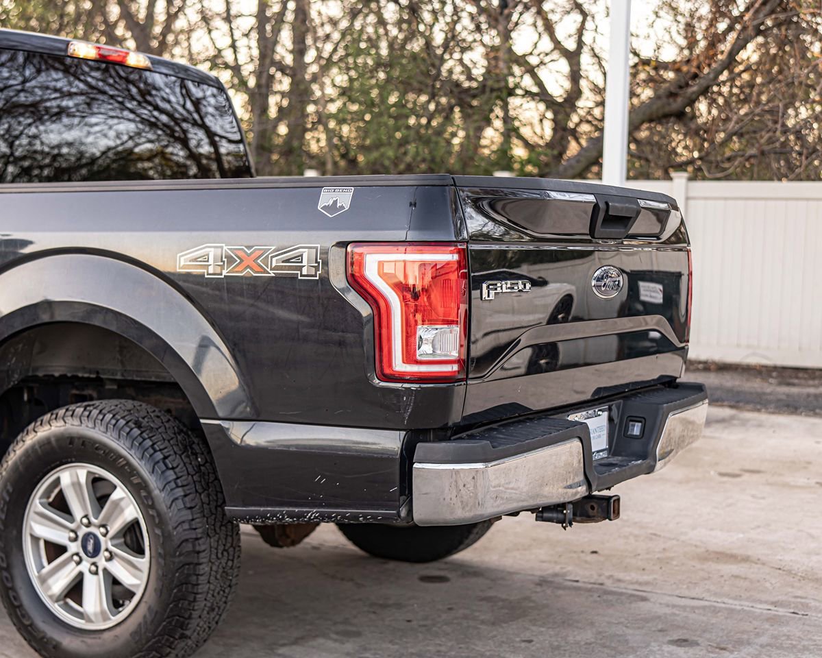 Used 2015 Ford F150 XLT AWD/4WD image 12