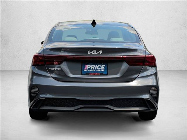 Used 2022 Kia Forte LXS FWD image 6