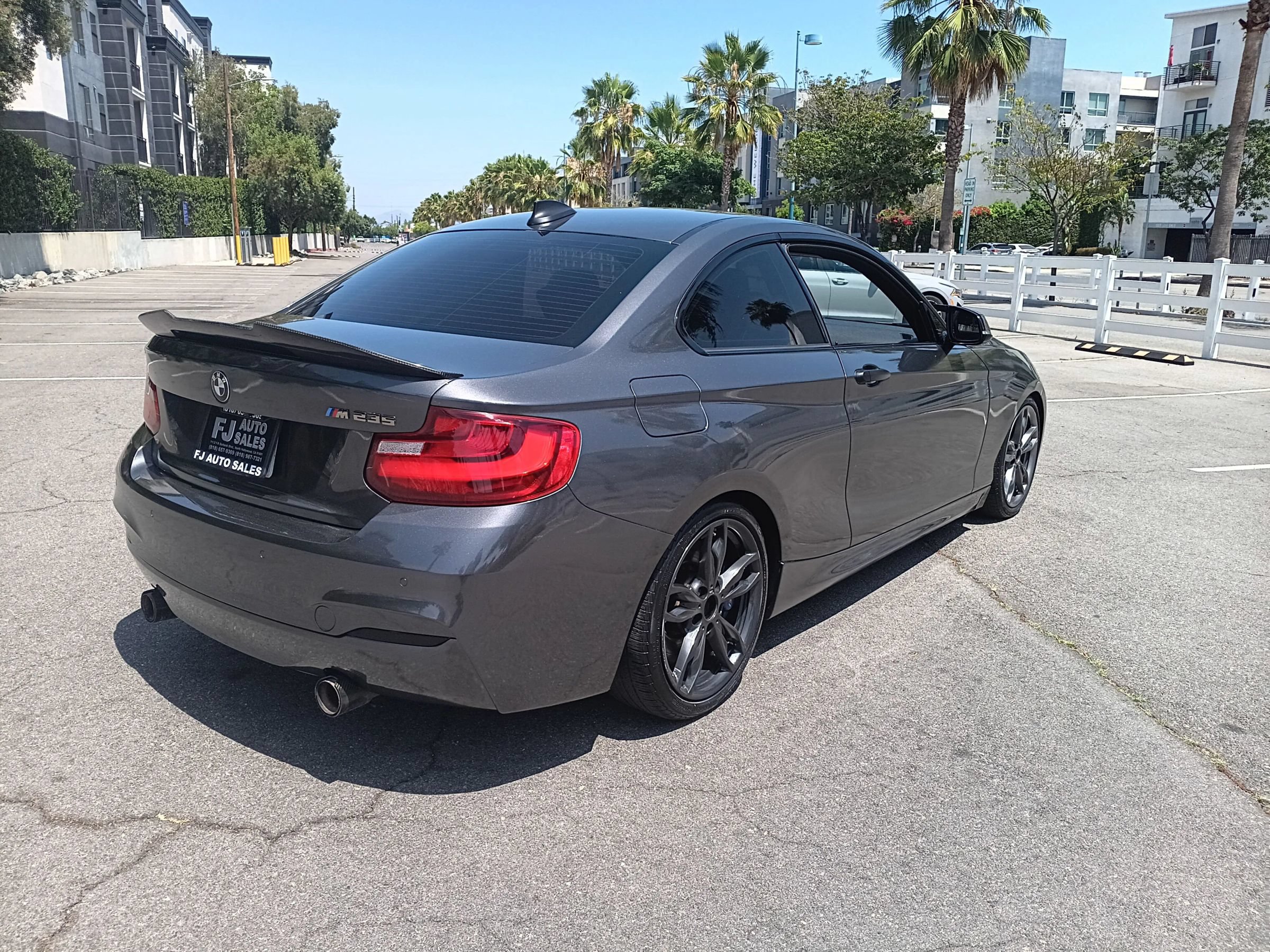 Used 2016 BMW M235i Coupe RWD image 8