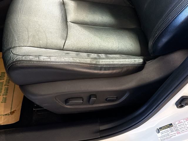 Used 2018 Nissan Rogue SL w/ Premium Package image 20