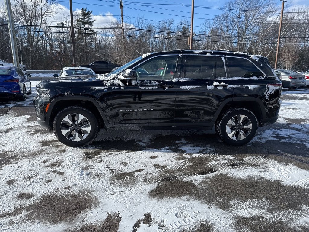Used 2022 Jeep Grand Cherokee Limited 4xe image 6