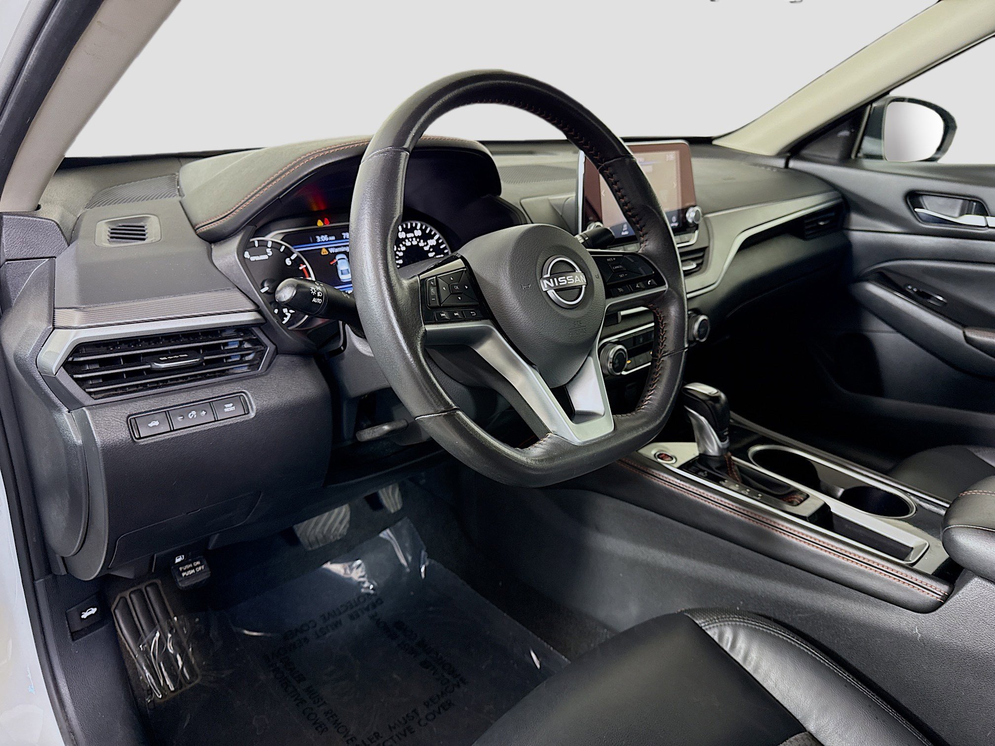 Used 2024 Nissan Altima 2.5 SR FWD image 23