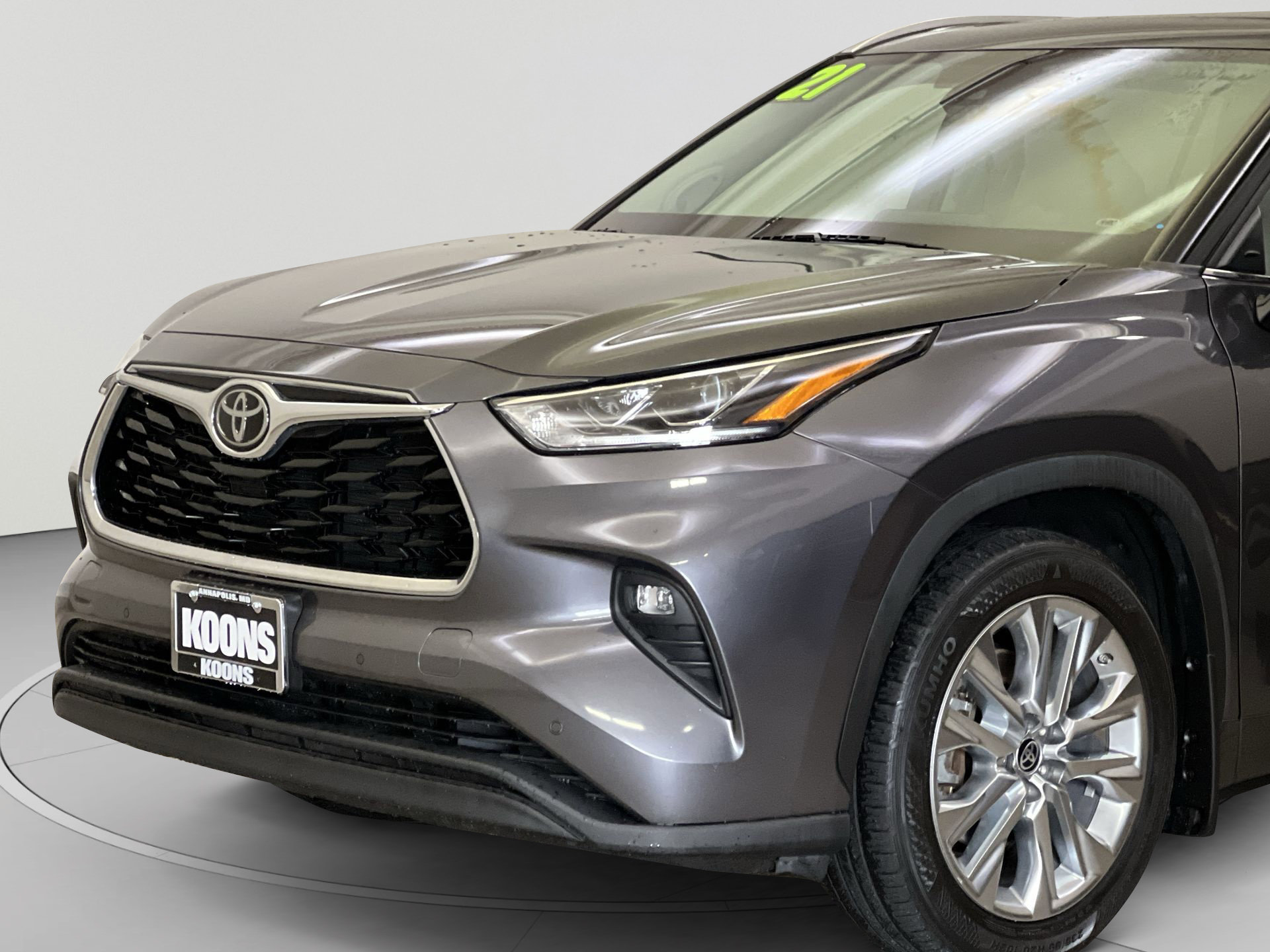 Used 2021 Toyota Highlander Limited AWD/4WD image 29