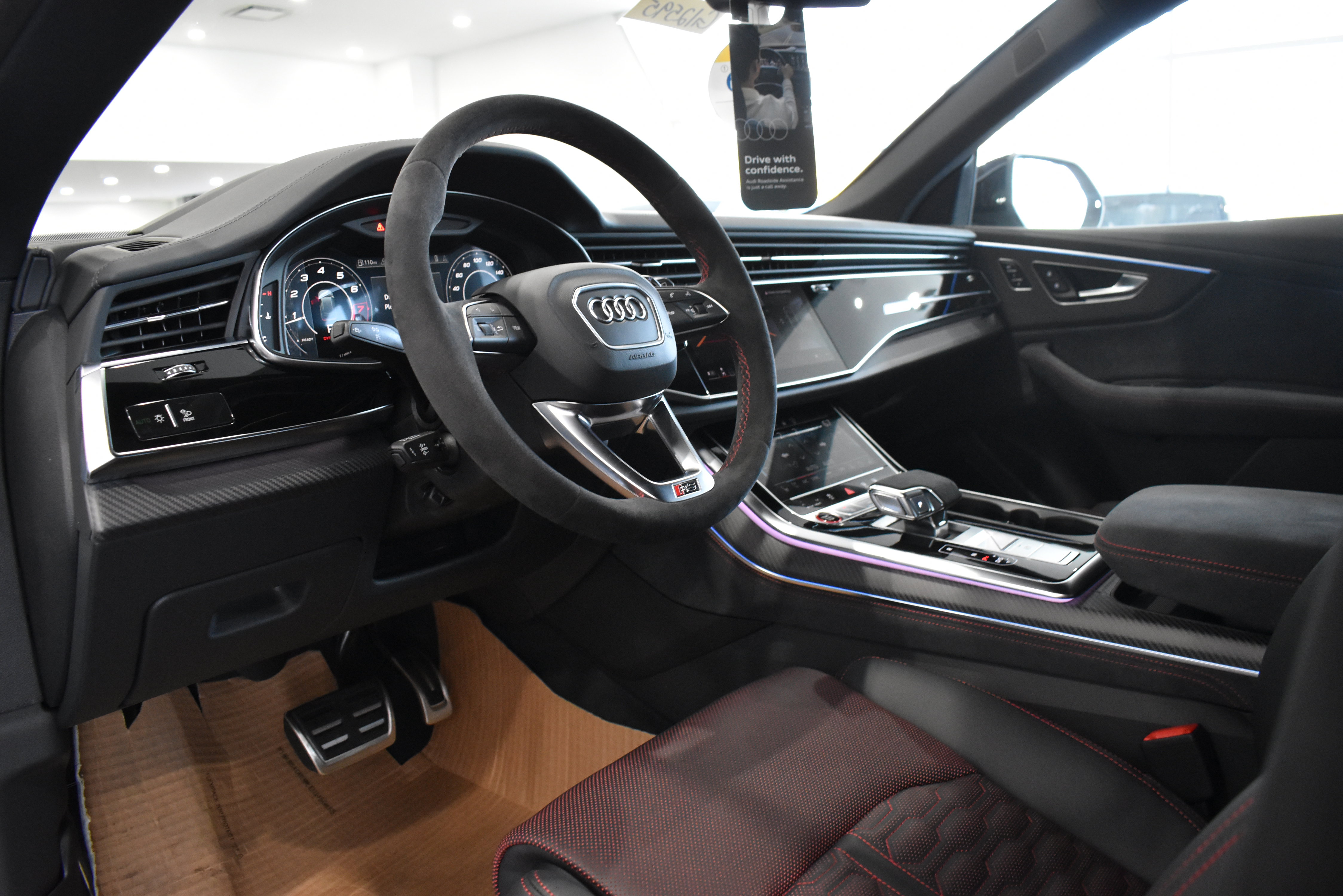 New 2026 Audi RS Q8 performance image 14