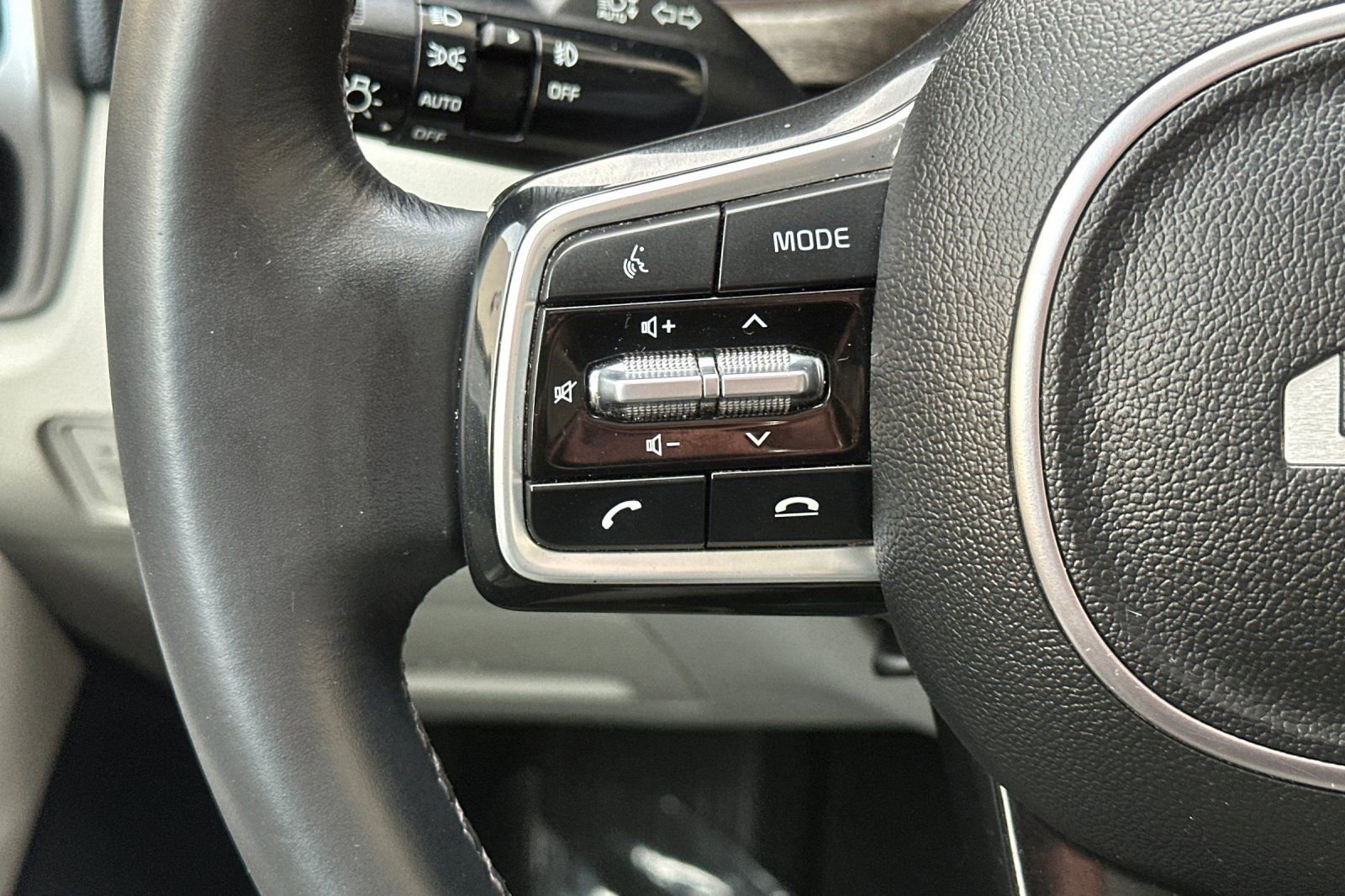 Used 2022 Kia Sorento X-Line EX image 29