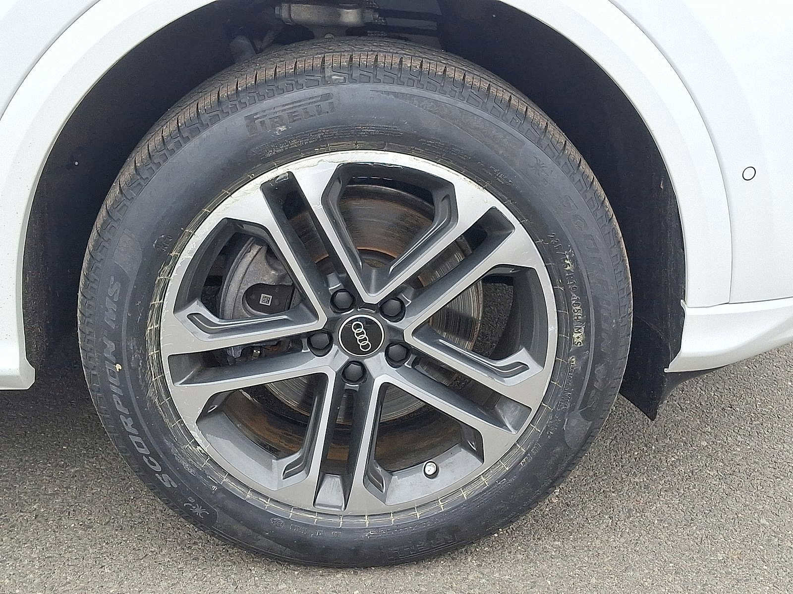 Certified 2025 Audi Q5 Premium Plus w/ Premium Plus image 27