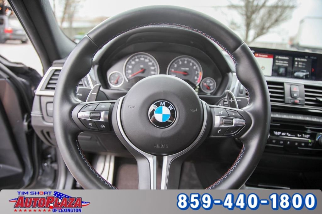 Used 2018 BMW M3 image 30