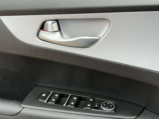 Used 2024 Kia Forte LXS FWD image 21