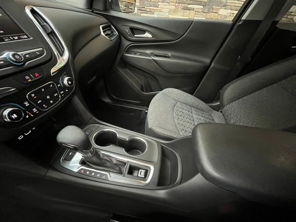 Used 2023 Chevrolet Equinox LT AWD/4WD image 26