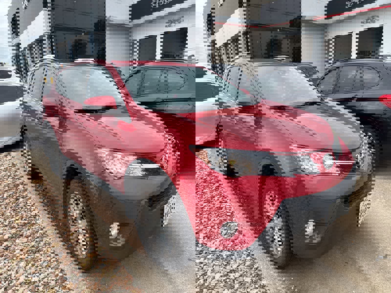 Used 2015 Toyota RAV4 Limited w/ Technology Package image 6