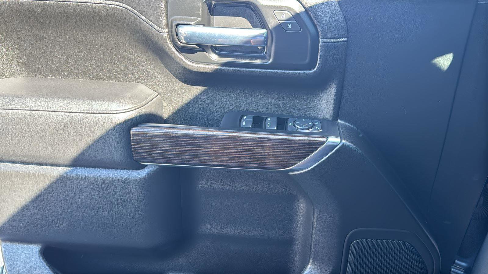 Used 2021 GMC Sierra 1500 Elevation image 11