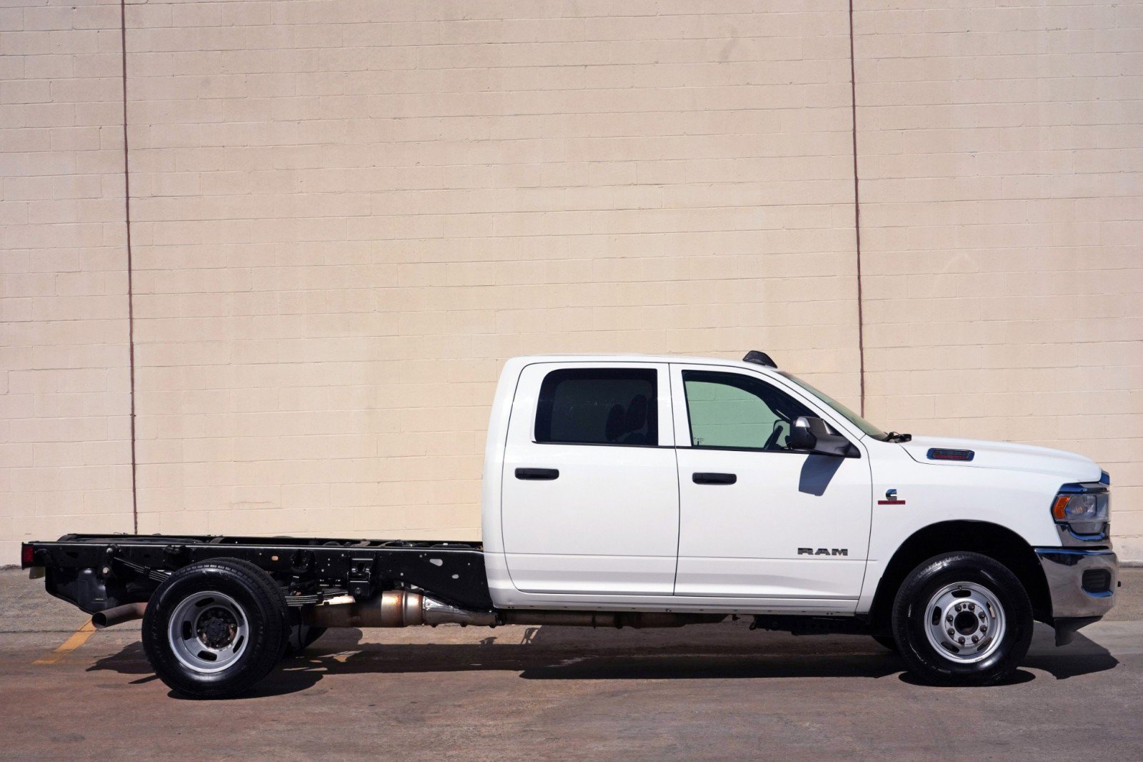 Used 2021 RAM 3500 Tradesman w/ Chrome Appearance Group AWD/4WD image 45