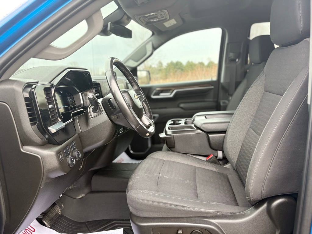 Used 2022 Chevrolet Silverado 1500 LT image 11