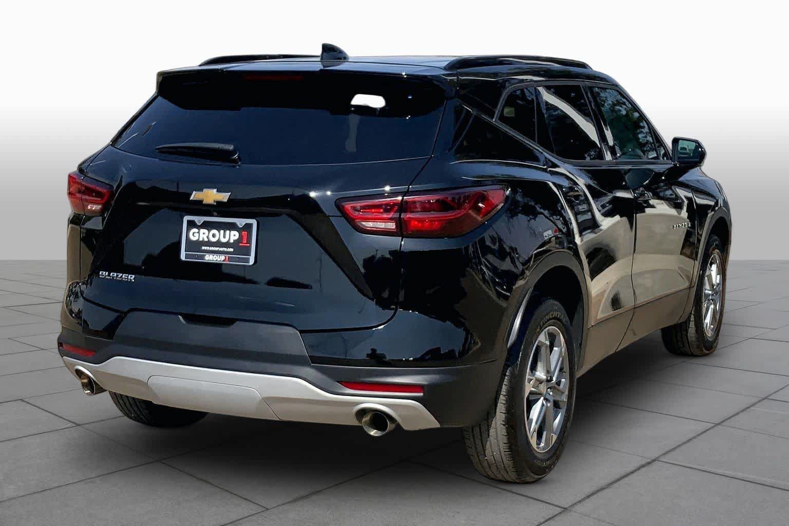 Used 2024 Chevrolet Blazer LT w/ Convenience Package FWD image 13