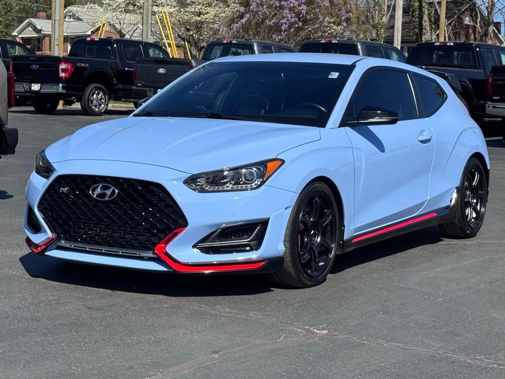 Used 2020 Hyundai Veloster N w/ Performance Package image 2