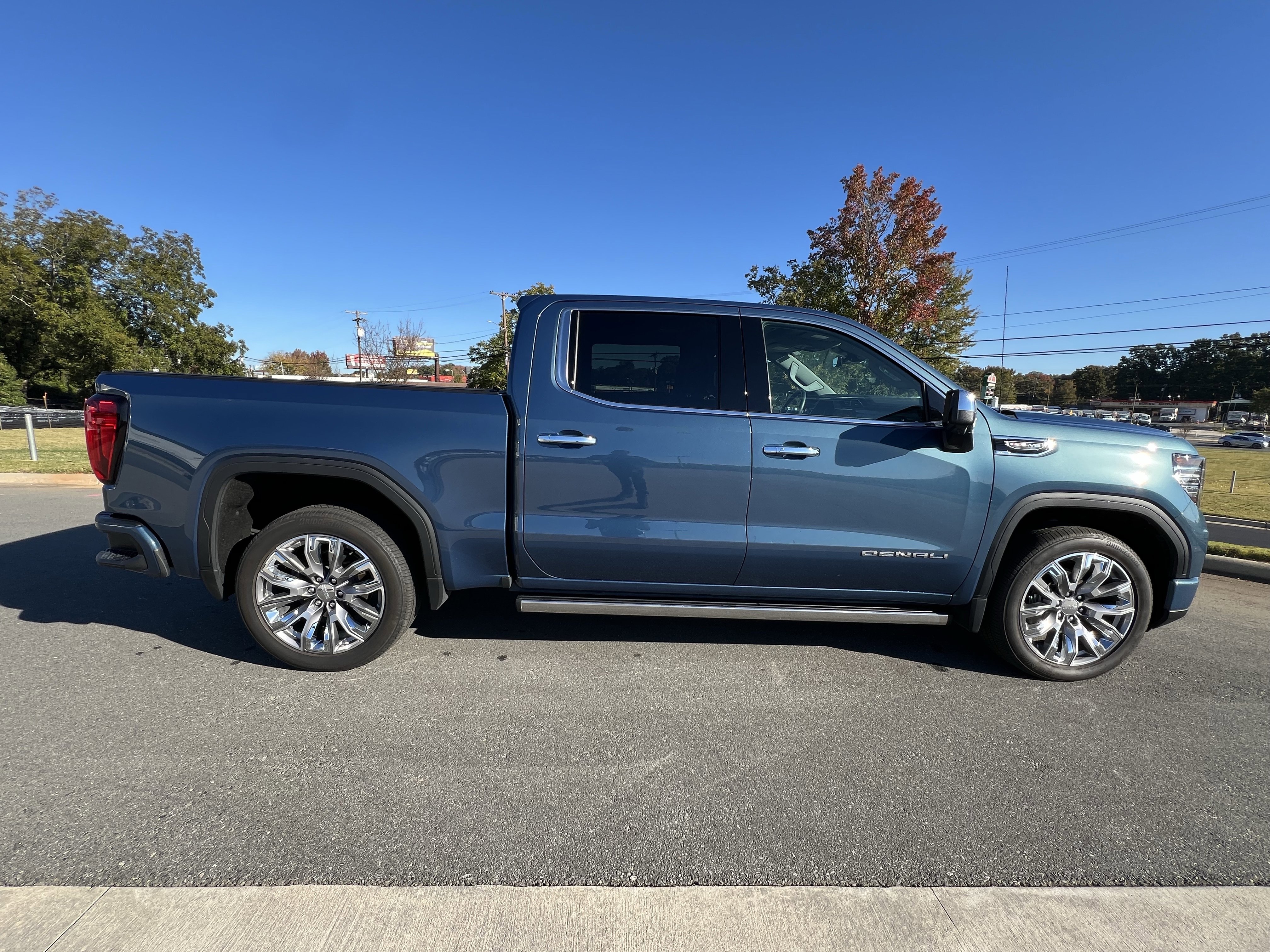 Used 2024 GMC Sierra 1500 Denali w/ Denali Reserve Package image 18