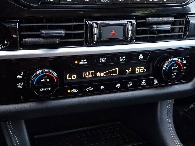 Certified 2025 Nissan Pathfinder Platinum w/ Cargo Package AWD/4WD image 17