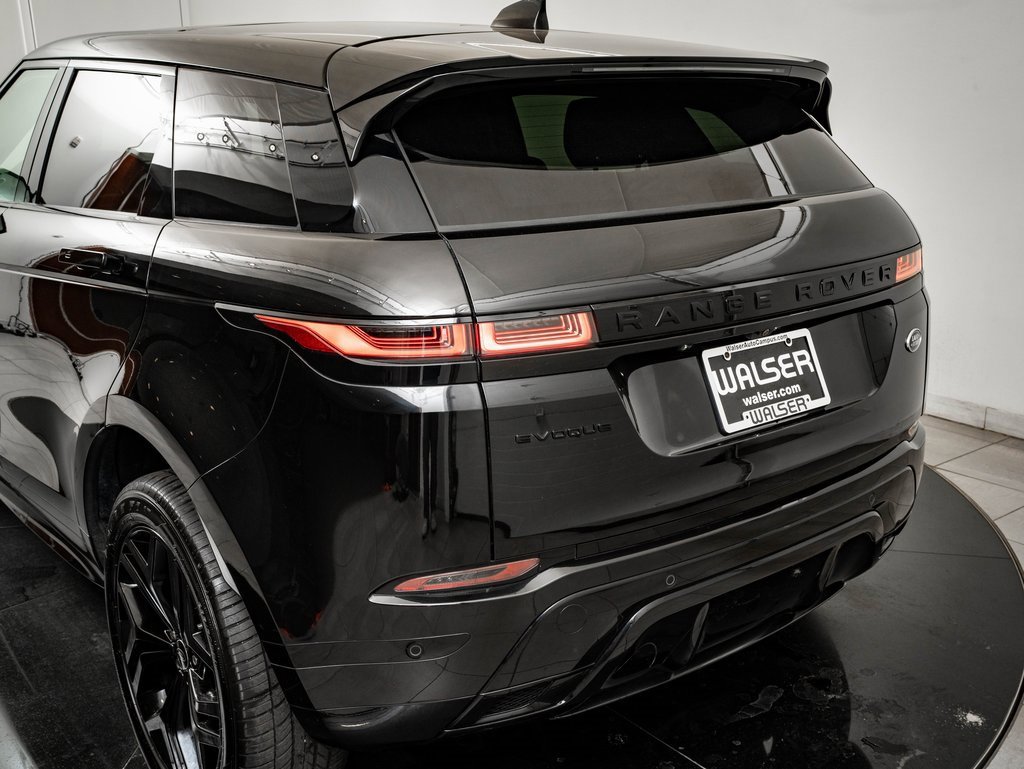 Used 2023 Land Rover Range Rover Evoque R-Dynamic S image 19