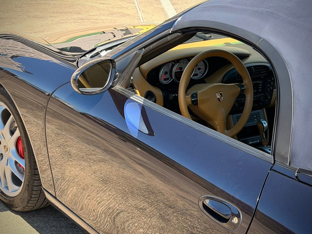 Used 2004 Porsche Boxster S image 34